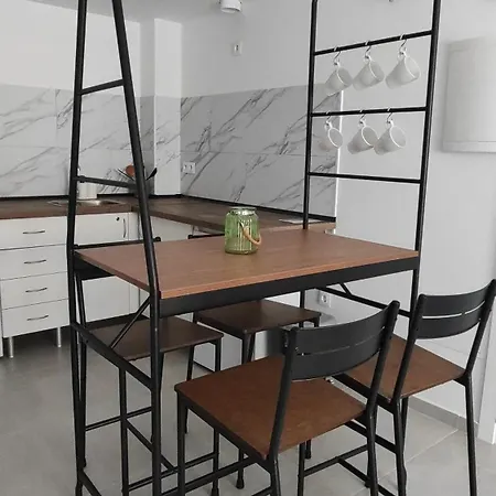 Am Chinorros Square. Apartment