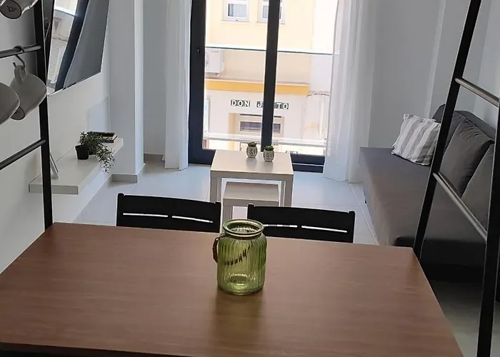 Apartment Am Chinorros Square. *