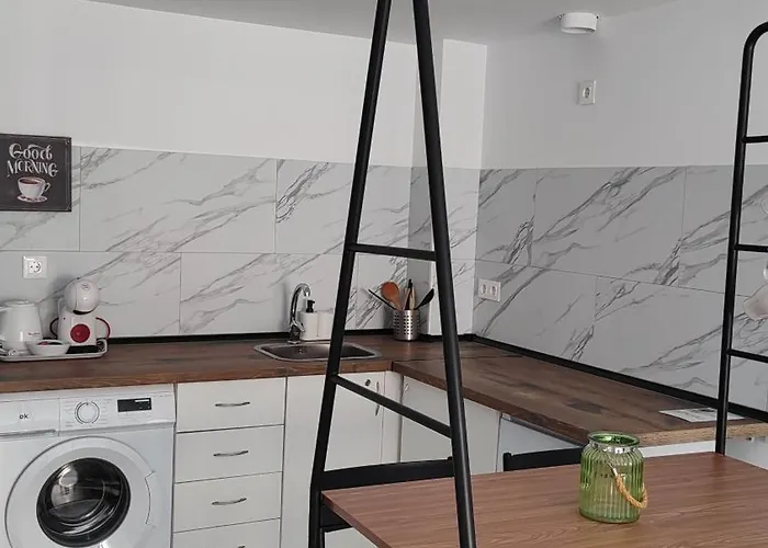 Am Chinorros Square. *