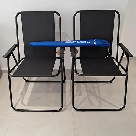 Am Chinorros Square. *