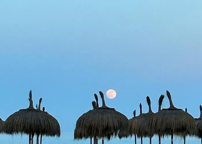 Am Chinorros Square. フエンヒロラ