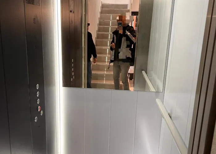 Lejlighed Am Chinorros Square. Fuengirola